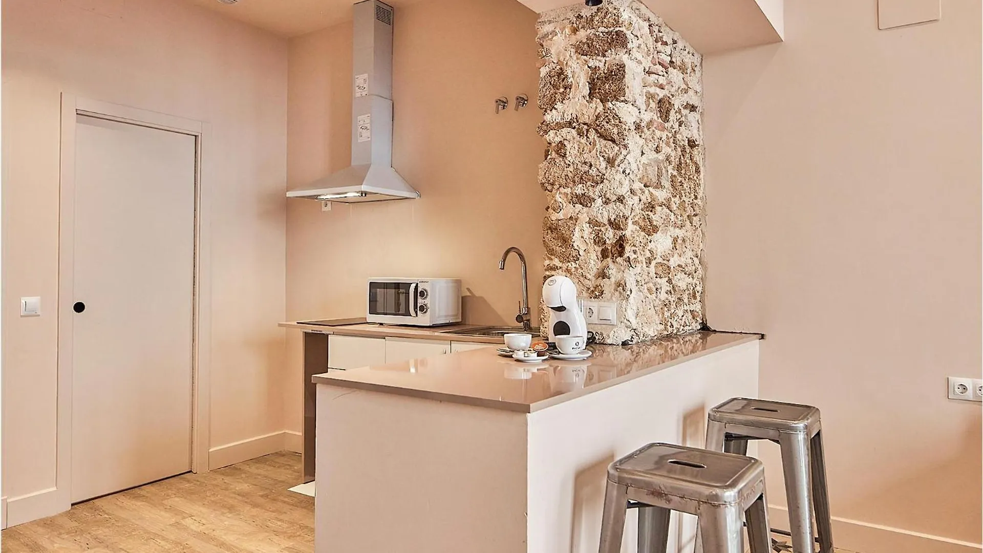 Awesome Apartment In Cdiz With Kitchen Καντίζ Ισπανία