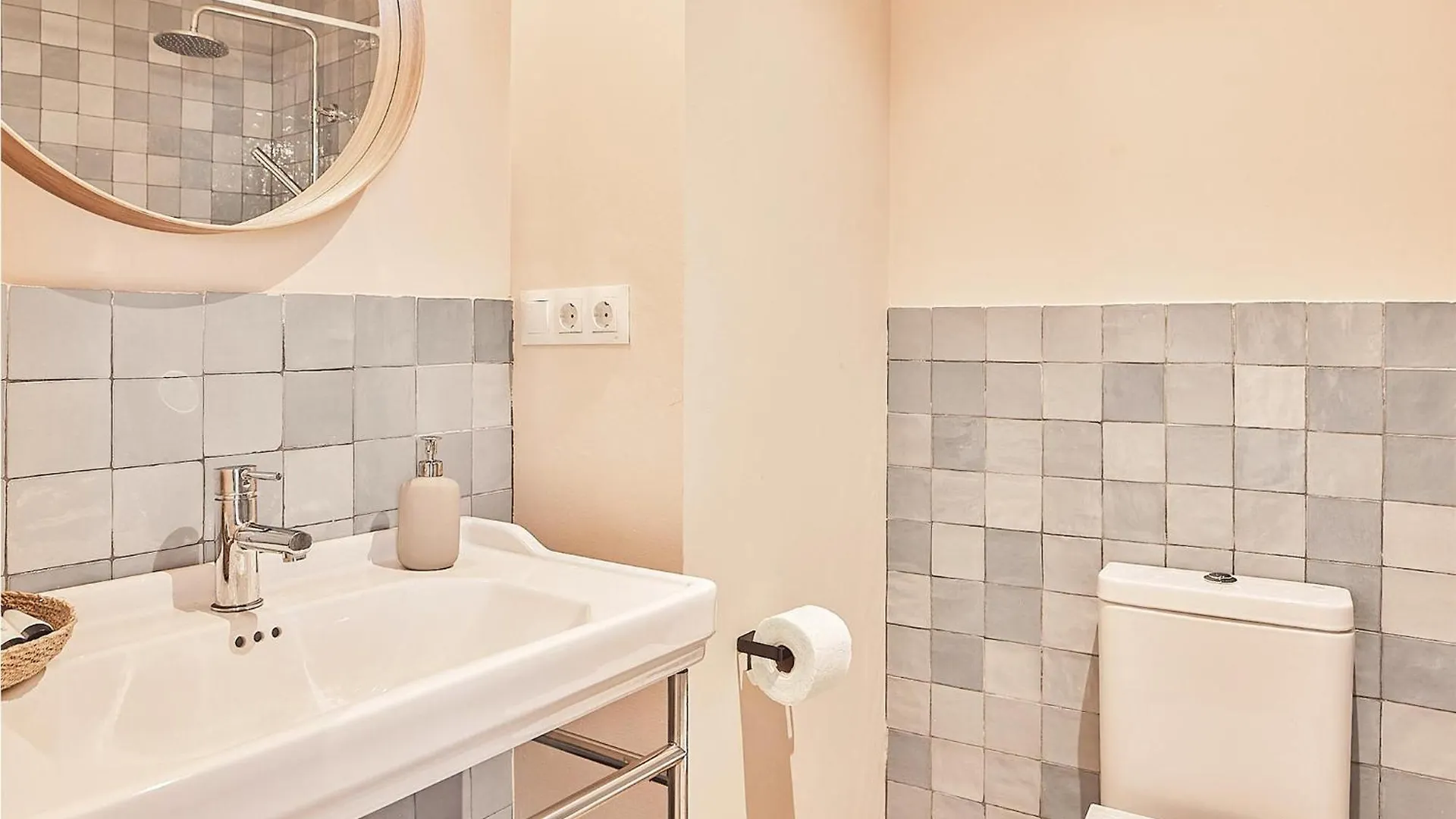 Awesome Apartment In Cdiz With Kitchen Καντίζ Ισπανία